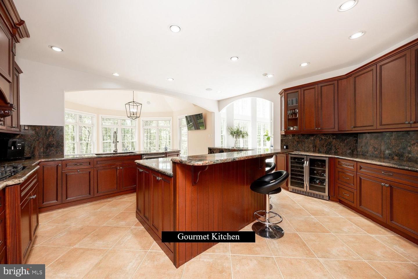 Landenberg, Pennsylvania, 19350, United States, 5 Bedrooms Bedrooms, ,6 BathroomsBathrooms,Residential,Active,1965819