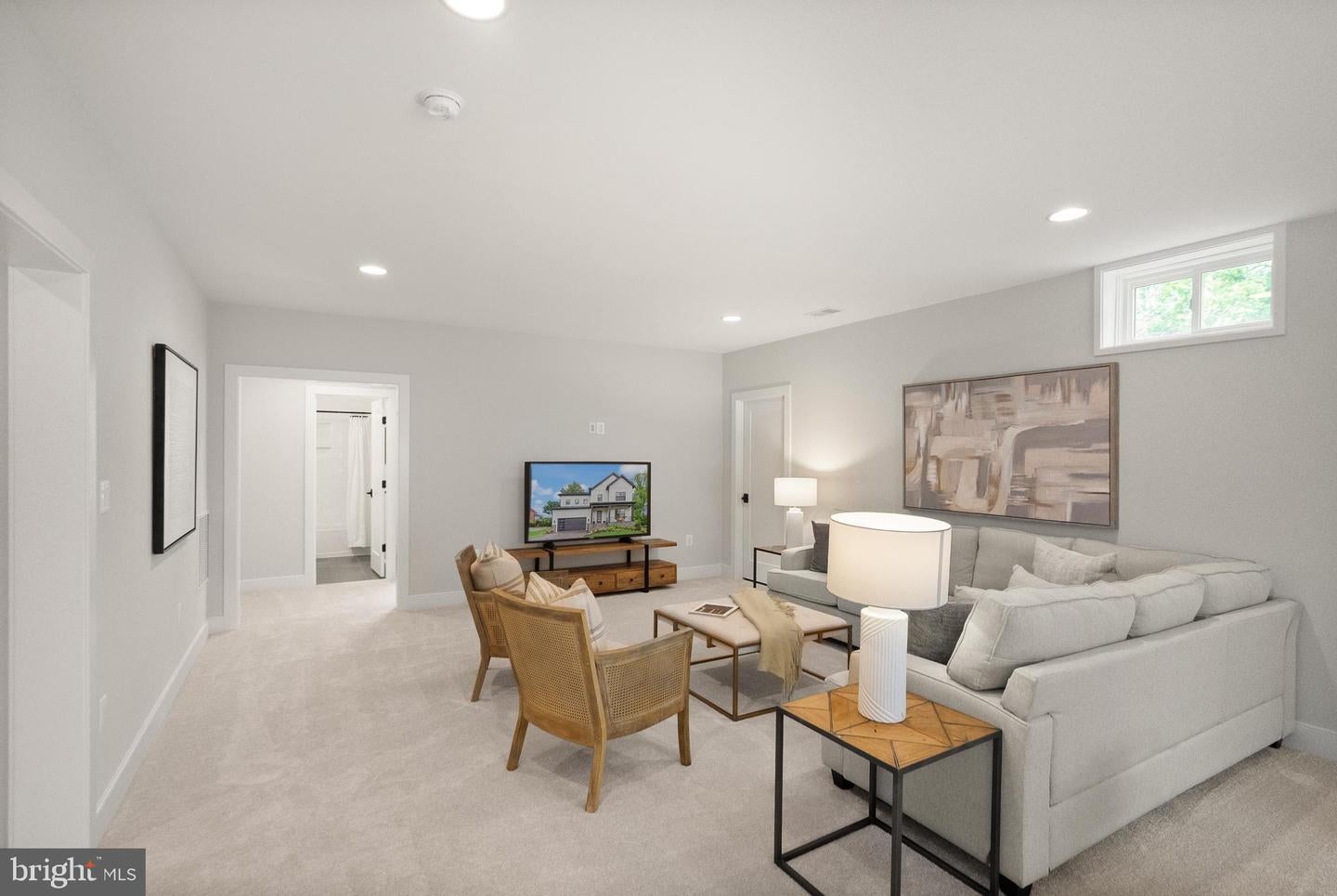 Falls Church, Virginia, 22046, United States, 7 Bedrooms Bedrooms, ,7 BathroomsBathrooms,Residential,Active,1798016