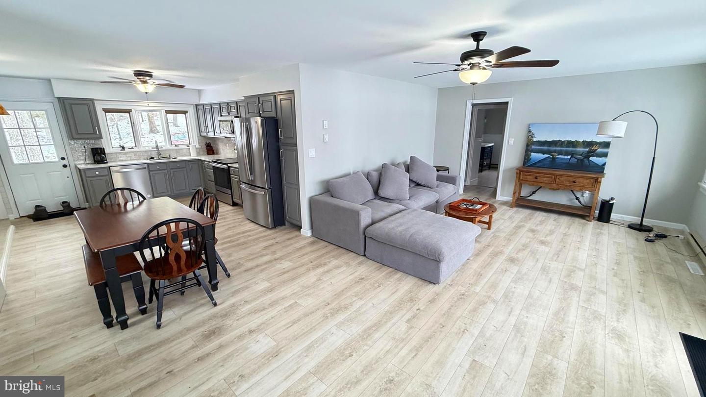 Lakeville, Pennsylvania, 18438, United States, 4 Bedrooms Bedrooms, ,2 BathroomsBathrooms,Residential,Active,2007650