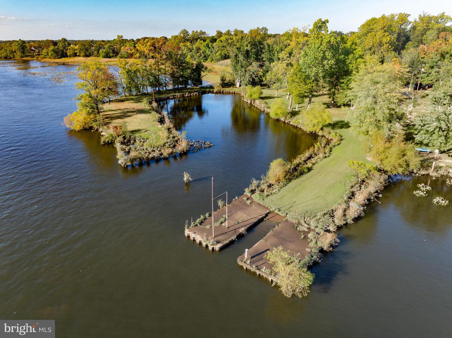 Delanco, New Jersey, 08075, United States, 5 Bedrooms Bedrooms, ,3 BathroomsBathrooms,Residential,Active,1914605