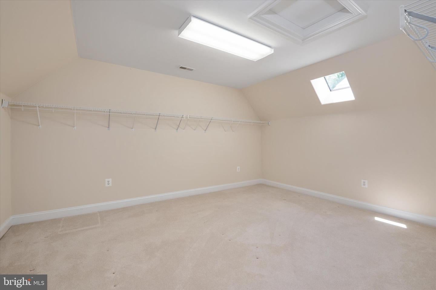 Dunkirk, Maryland, 20754, United States, 8 Bedrooms Bedrooms, ,9 BathroomsBathrooms,Residential,Active,2052010