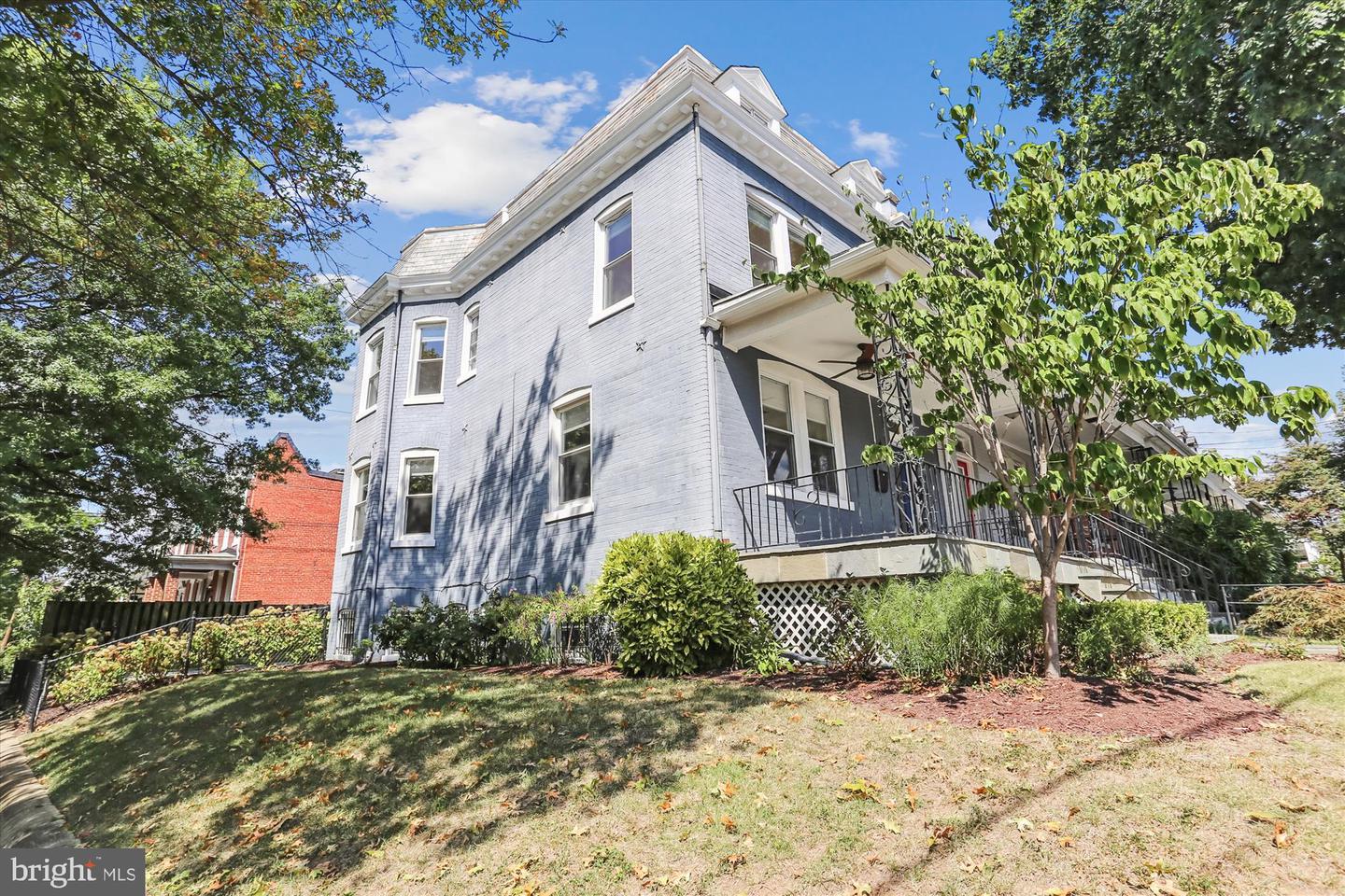 Washington, District Of Columbia, 20011, United States, 4 Bedrooms Bedrooms, ,4 BathroomsBathrooms,Residential,Active,1936099