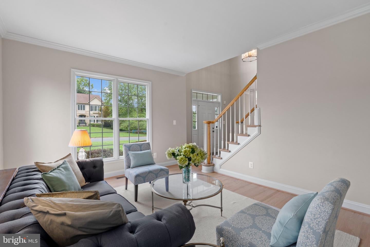 Oakton, Virginia, 22124, United States, 5 Bedrooms Bedrooms, ,5 BathroomsBathrooms,Residential,Active,1926902