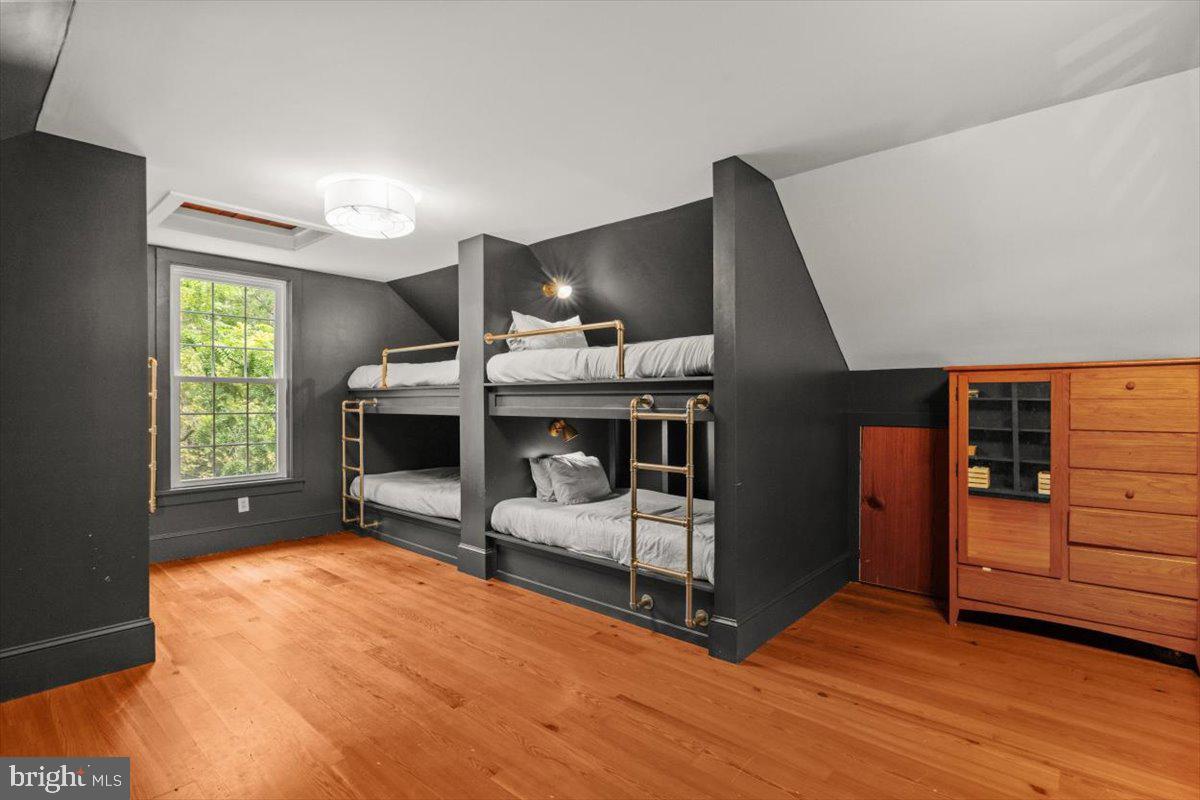 Nokesville, Virginia, 20181, United States, 4 Bedrooms Bedrooms, ,4 BathroomsBathrooms,Residential,Active,1909876
