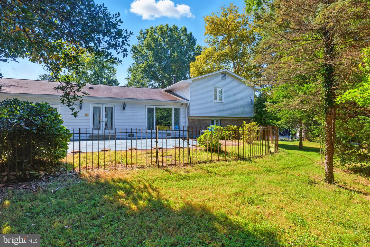 Mclean, Virginia, 22101, United States, 5 Bedrooms Bedrooms, ,3 BathroomsBathrooms,Residential,Active,1929396