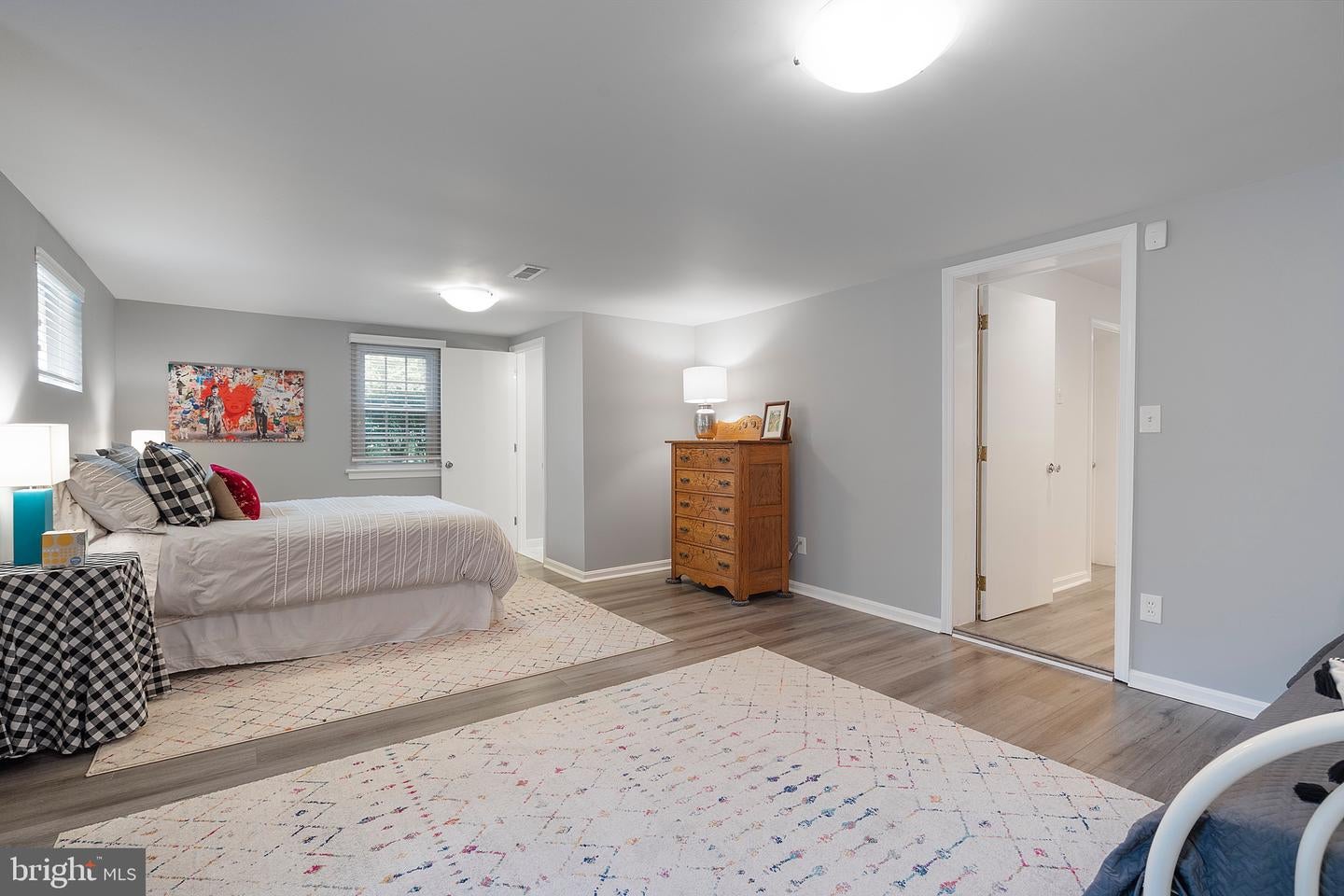 Arlington, Virginia, 22207, United States, 5 Bedrooms Bedrooms, ,4 BathroomsBathrooms,Residential,Active,1943764
