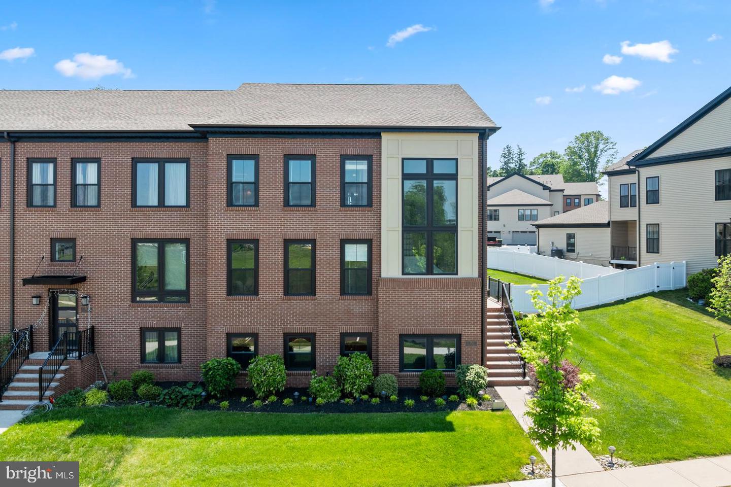 Skillman, New Jersey, 08558, United States, 4 Bedrooms Bedrooms, ,5 BathroomsBathrooms,Residential,Active,2052020