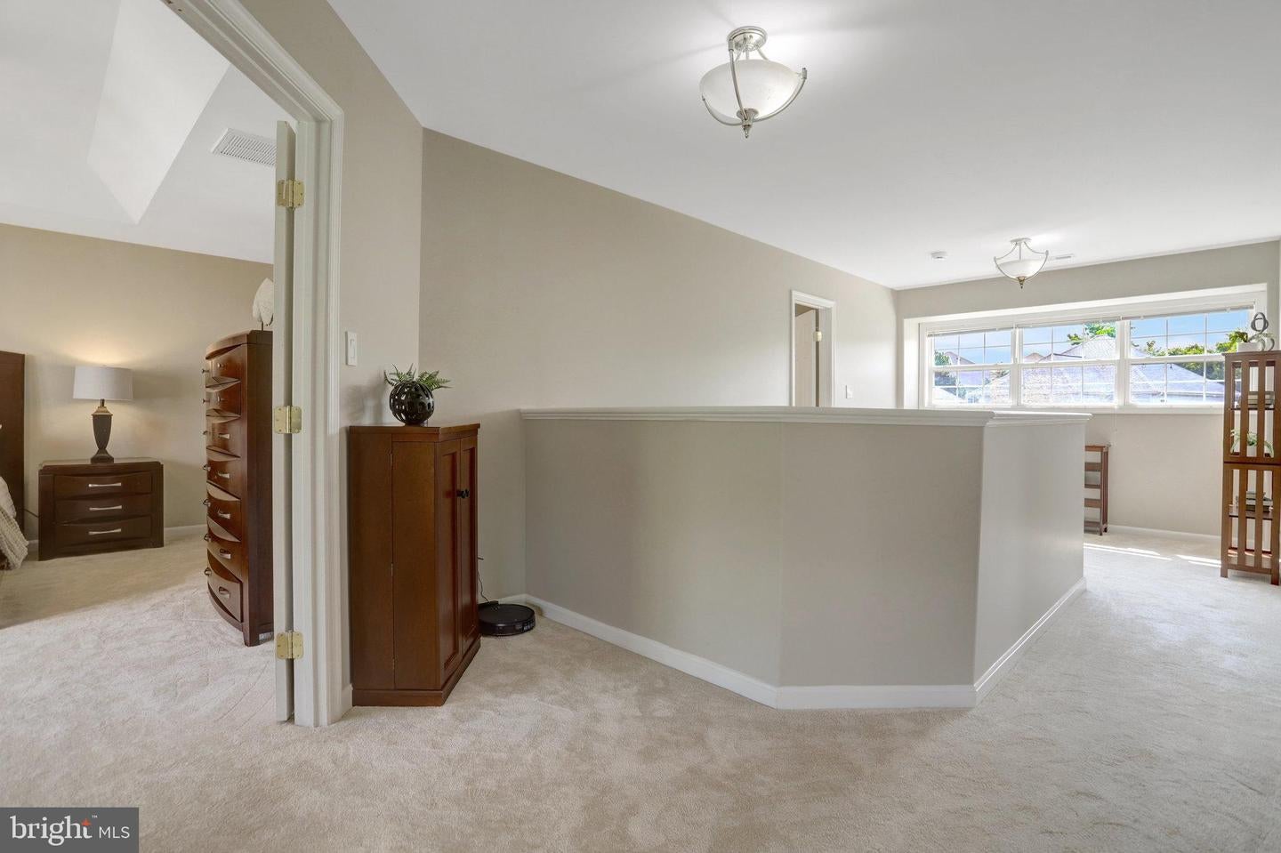 Springfield, Virginia, 22152, United States, 4 Bedrooms Bedrooms, ,4 BathroomsBathrooms,Residential,Active,1893217