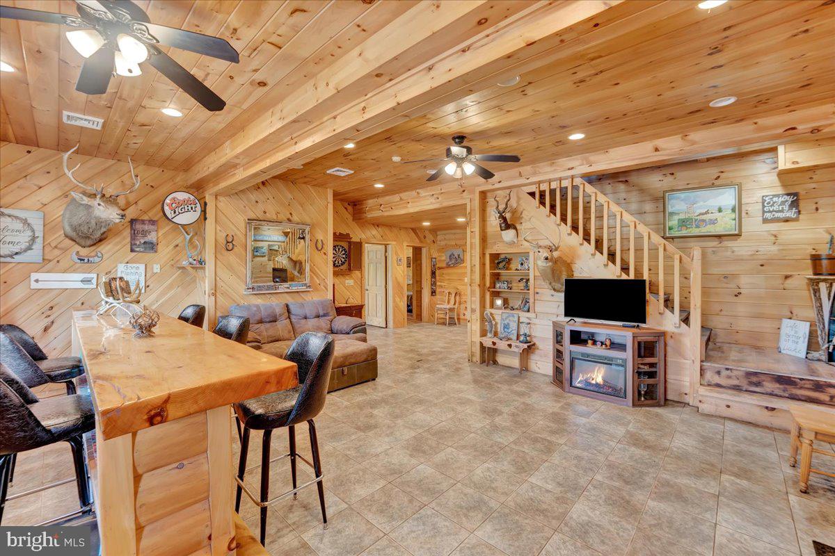 White Haven, Pennsylvania, 18661, United States, 5 Bedrooms Bedrooms, ,3 BathroomsBathrooms,Residential,Active,1888981