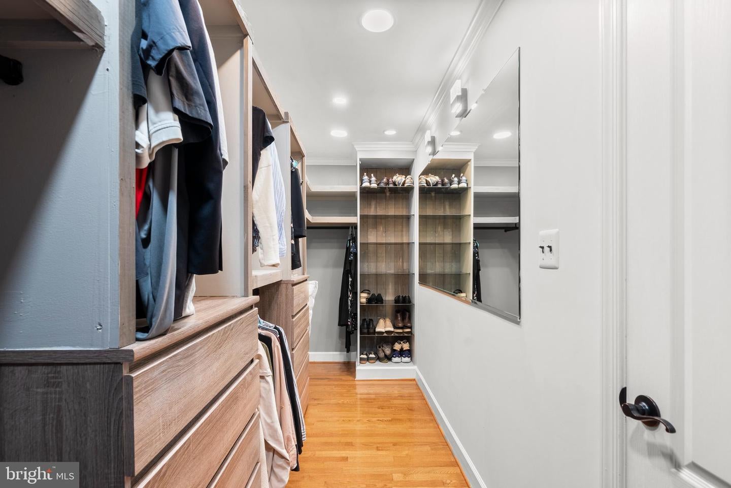Boyds, Maryland, 20841, United States, 5 Bedrooms Bedrooms, ,5 BathroomsBathrooms,Residential,Active,2044597