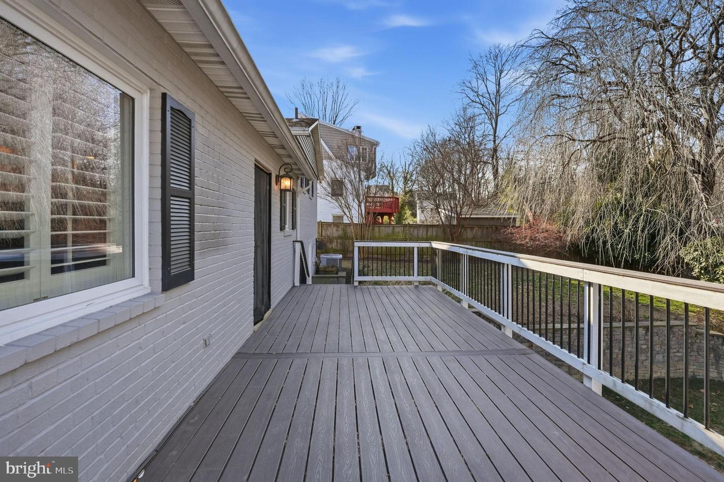 Arlington, Virginia, 22207, United States, 4 Bedrooms Bedrooms, ,3 BathroomsBathrooms,Residential,Pending,2010199