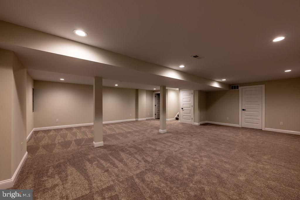 Haddonfield, New Jersey, 08033, United States, 4 Bedrooms Bedrooms, ,4 BathroomsBathrooms,Residential,Active,1886827