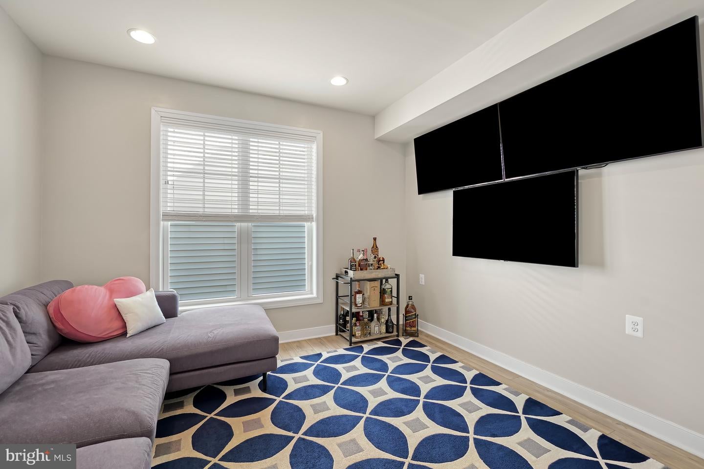 Monrovia, Maryland, 21770, United States, 5 Bedrooms Bedrooms, ,5 BathroomsBathrooms,Residential,Active,2044549