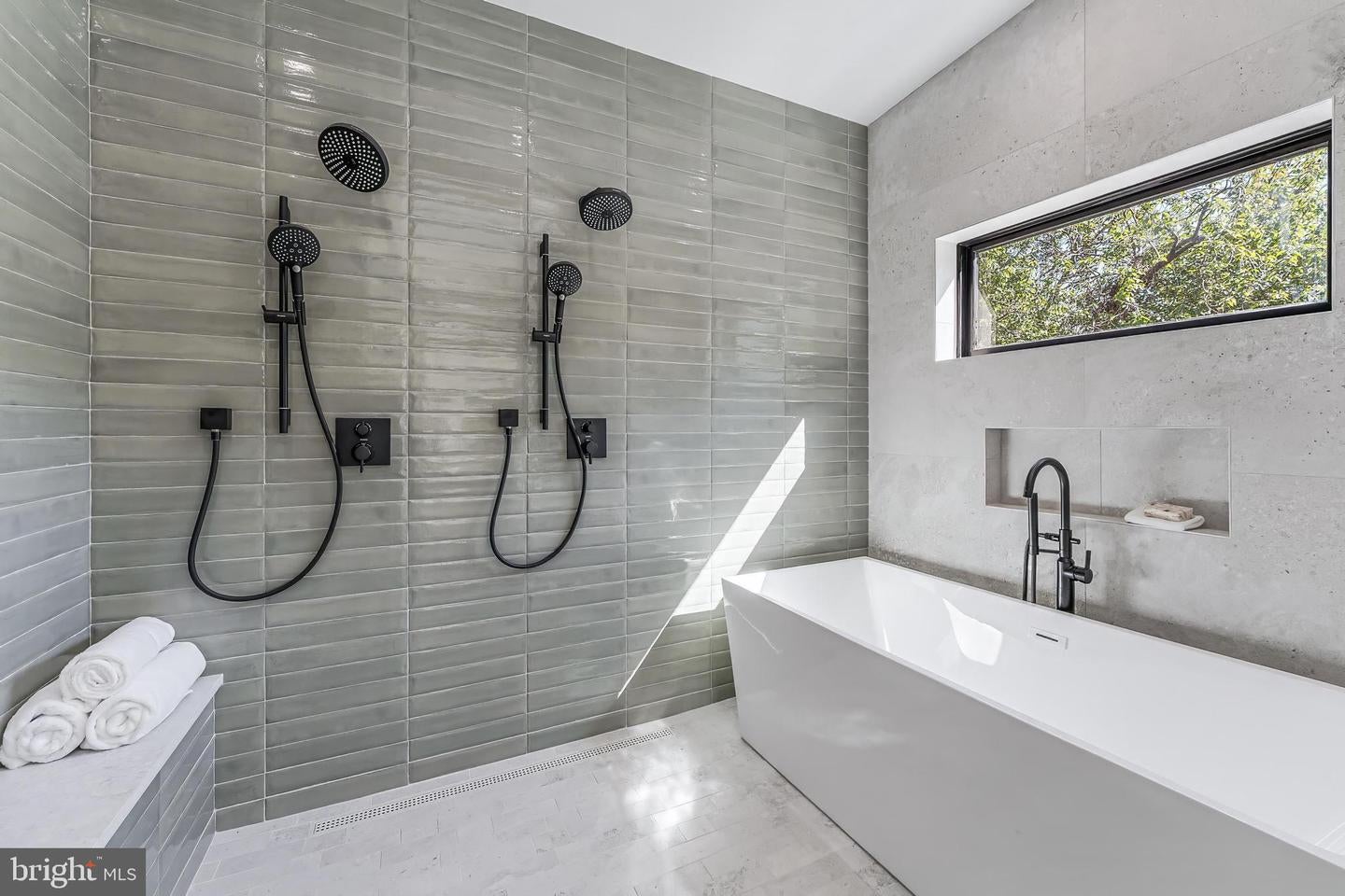 Falls Church, Virginia, 22042, United States, 5 Bedrooms Bedrooms, ,5 BathroomsBathrooms,Residential,Active,1945048