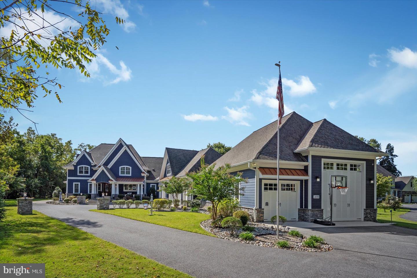 Middle River, Maryland, 21220, United States, 7 Bedrooms Bedrooms, ,7 BathroomsBathrooms,Residential,Active,1969646