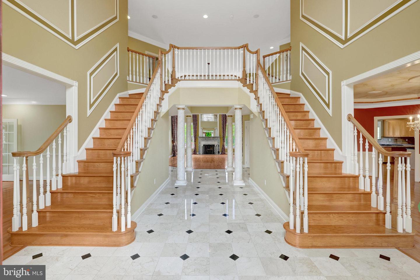 Leesburg, Virginia, 20175, United States, 4 Bedrooms Bedrooms, ,5 BathroomsBathrooms,Residential,Active,1894598