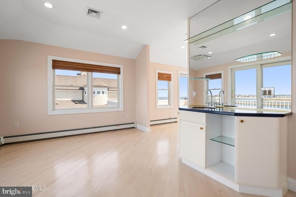 Bayville, New Jersey, 08721, United States, 5 Bedrooms Bedrooms, ,6 BathroomsBathrooms,Residential,Active,2035591