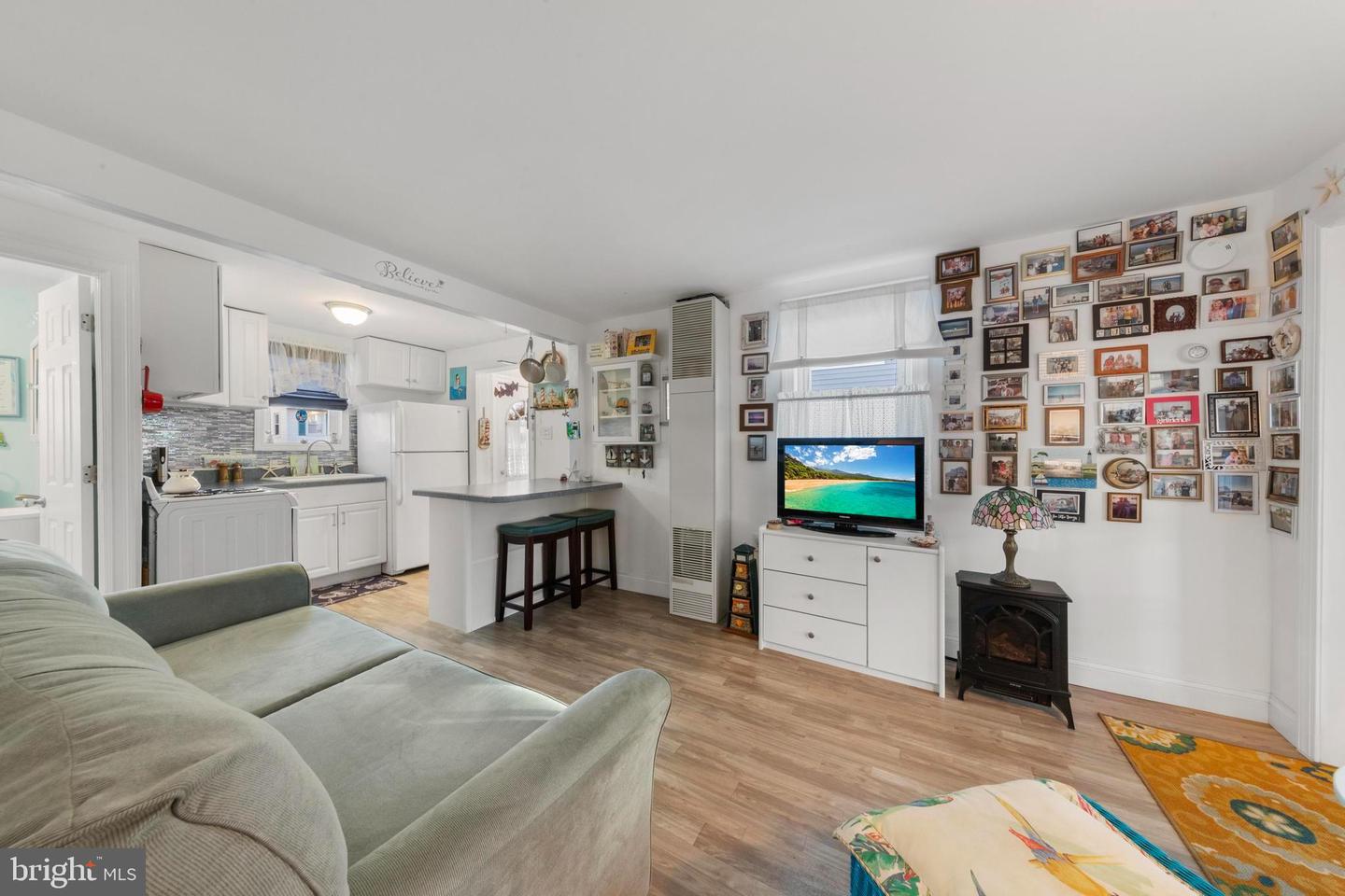 Long Beach Township, New Jersey, 08008, United States, 4 Bedrooms Bedrooms, ,2 BathroomsBathrooms,Residential,Active,1988426