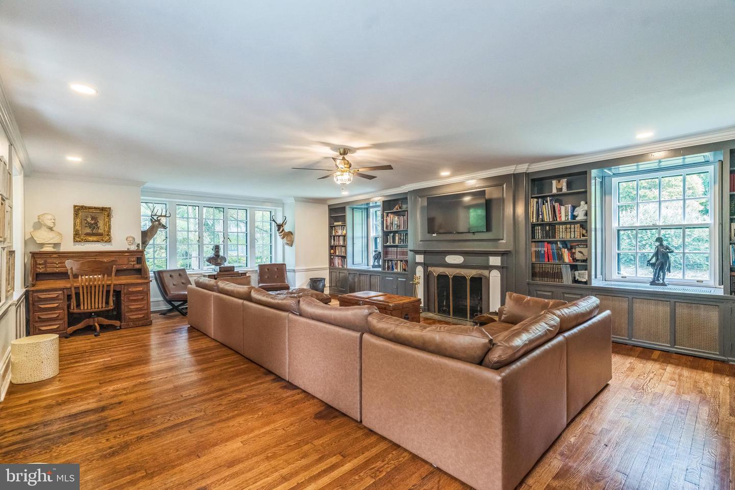 Wayne, Pennsylvania, 19087, United States, 4 Bedrooms Bedrooms, ,5 BathroomsBathrooms,Residential,Active,2003551