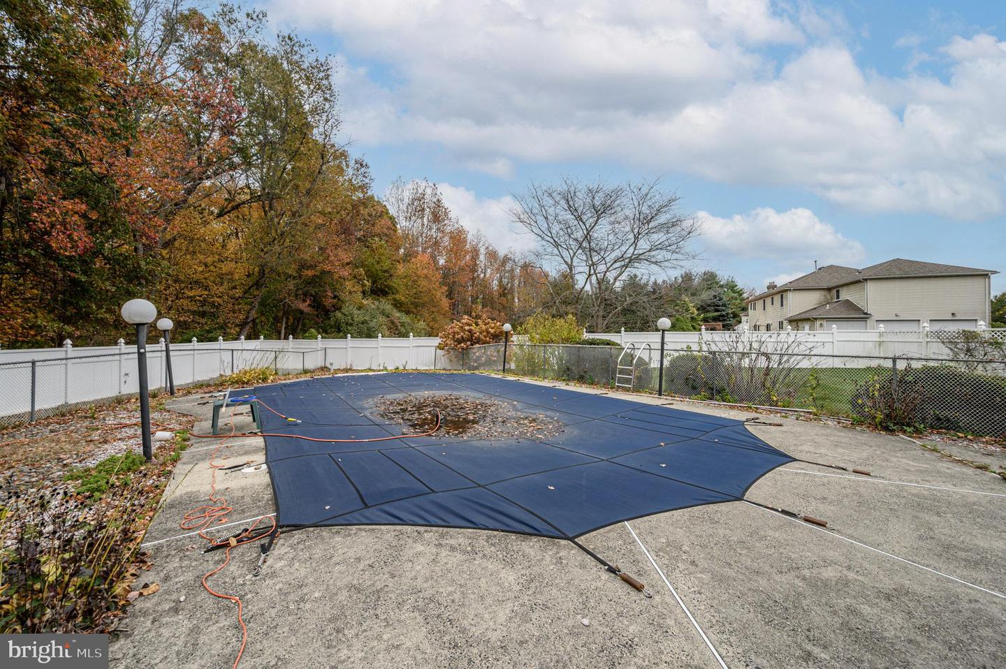 Monmouth Junction, New Jersey, 08852, United States, 5 Bedrooms Bedrooms, ,5 BathroomsBathrooms,Residential,Active,1987239