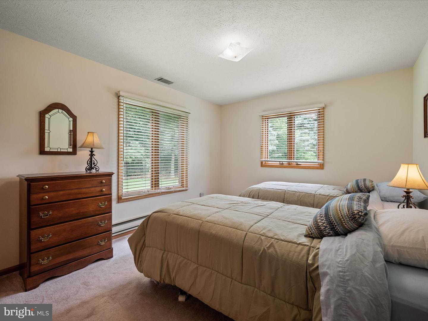 Berryville, Virginia, 22611, United States, 4 Bedrooms Bedrooms, ,3 BathroomsBathrooms,Residential,Active,1884871