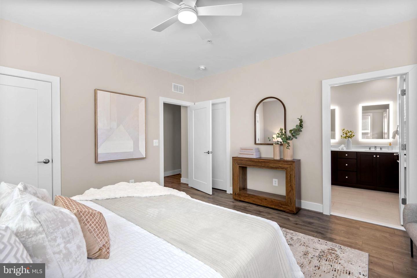 Rockville, Maryland, 20852, United States, 5 Bedrooms Bedrooms, ,5 BathroomsBathrooms,Residential,Active,2044158