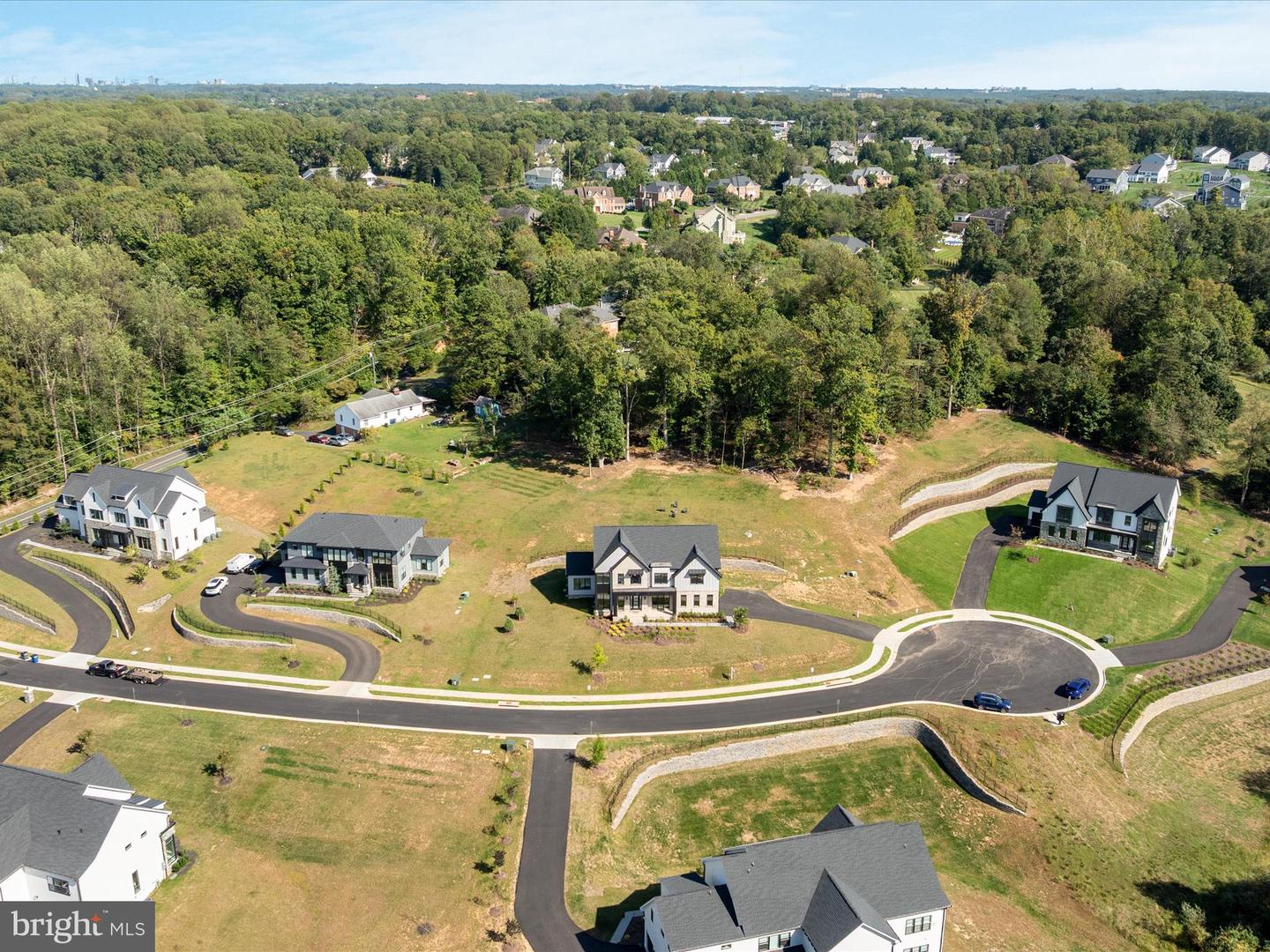 Oakton, Virginia, 22124, United States, 6 Bedrooms Bedrooms, ,6 BathroomsBathrooms,Residential,Active,1960120