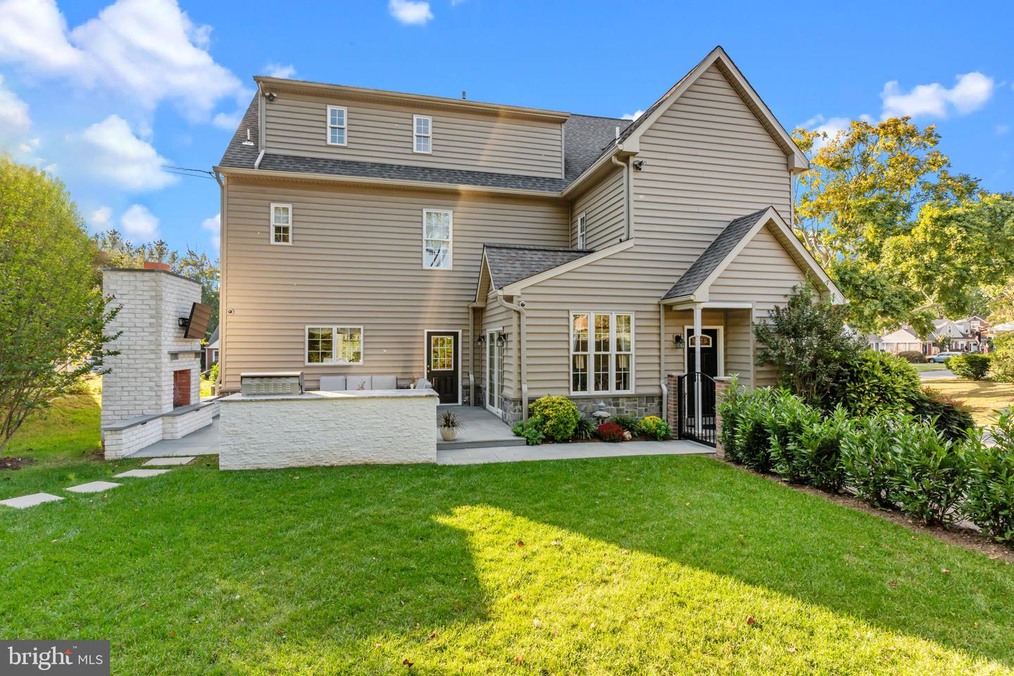 Havertown, Pennsylvania, 19083, United States, 5 Bedrooms Bedrooms, ,4 BathroomsBathrooms,Residential,Active,1972137