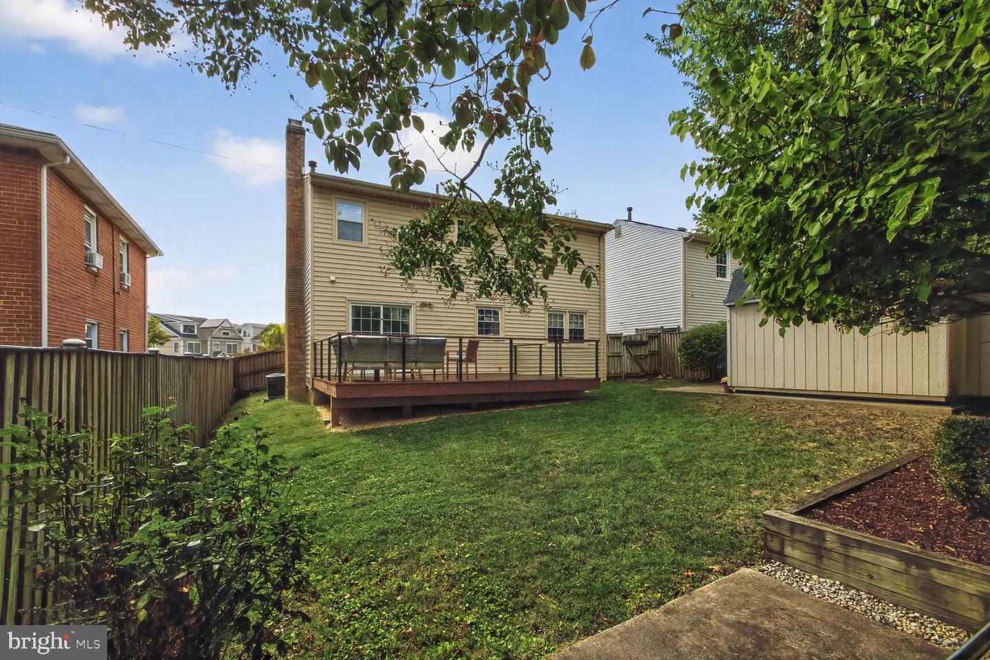 Arlington, Virginia, 22201, United States, 3 Bedrooms Bedrooms, ,3 BathroomsBathrooms,Residential,Active,1997876