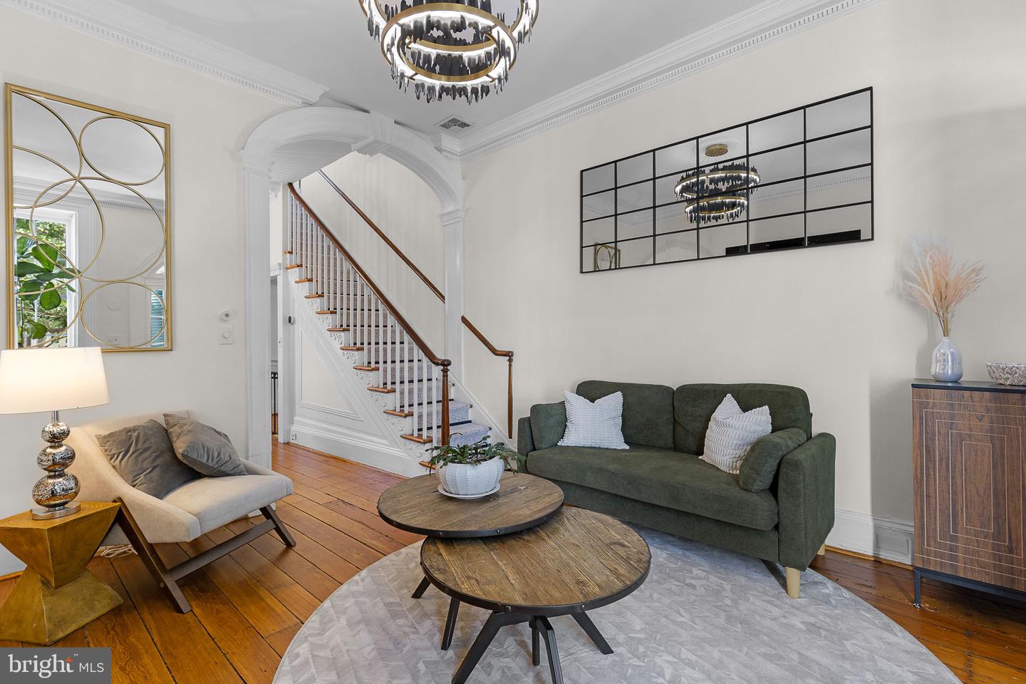 Alexandria, Virginia, 22314, United States, 3 Bedrooms Bedrooms, ,3 BathroomsBathrooms,Residential,Active,1927676