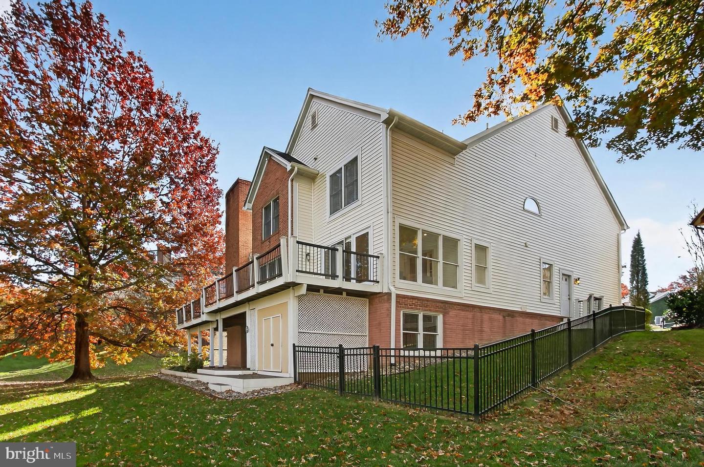 Falls Church, Virginia, 22042, United States, 4 Bedrooms Bedrooms, ,5 BathroomsBathrooms,Residential,Active,1988475