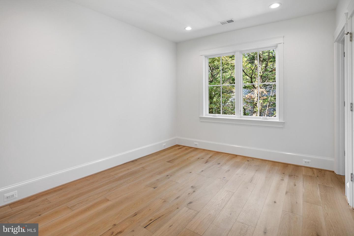 Arlington, Virginia, 22201, United States, 7 Bedrooms Bedrooms, ,8 BathroomsBathrooms,Residential,Active,1944105