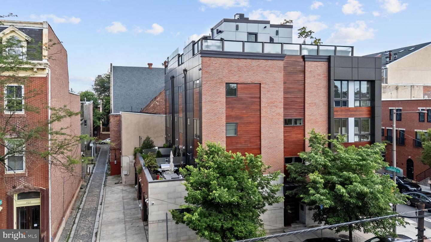 Philadelphia, Pennsylvania, 19146, United States, ,6 BathroomsBathrooms,Residential,Active,1862906