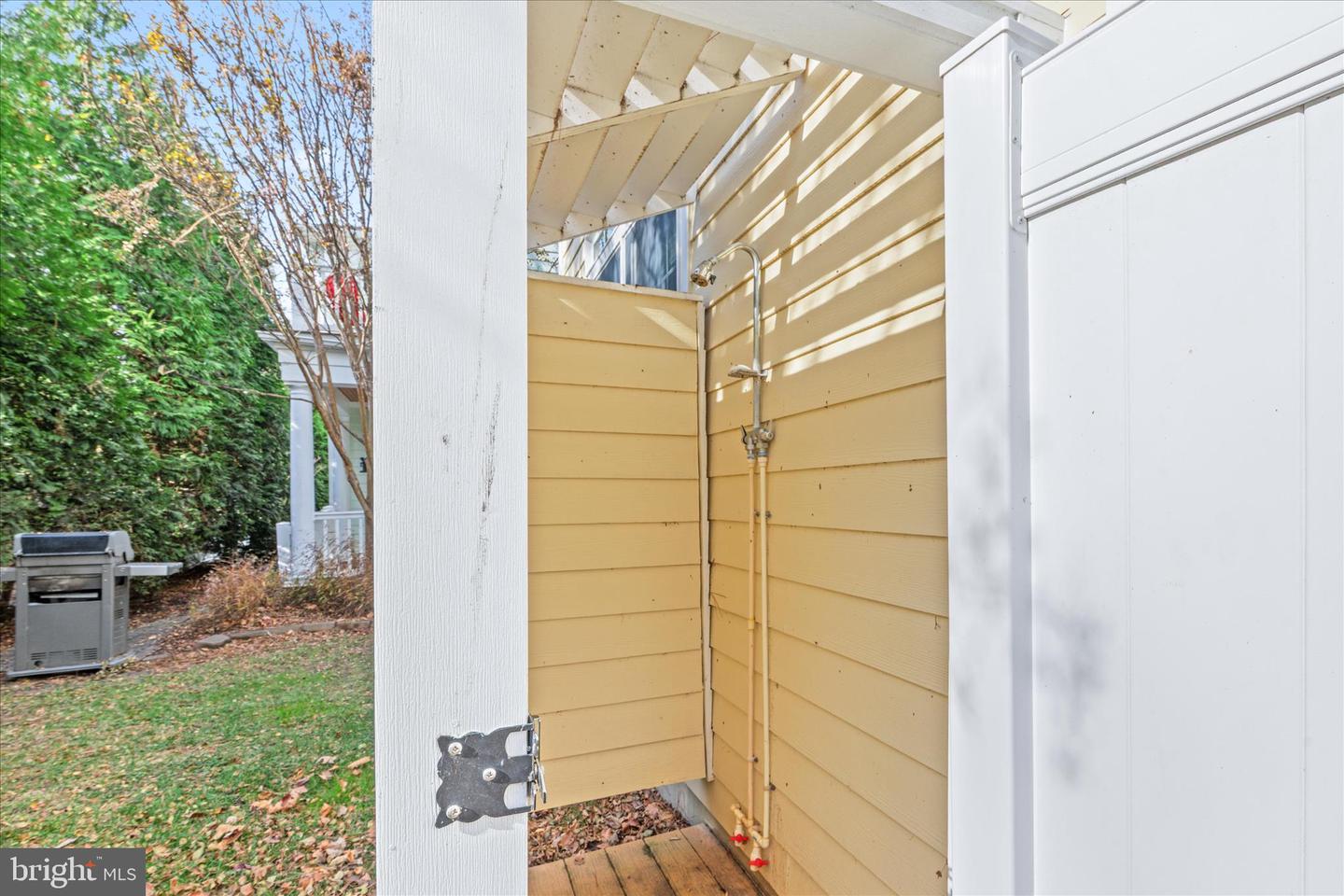 Rehoboth Beach, Delaware, 19971, United States, 4 Bedrooms Bedrooms, ,7 BathroomsBathrooms,Residential,Active,1997874