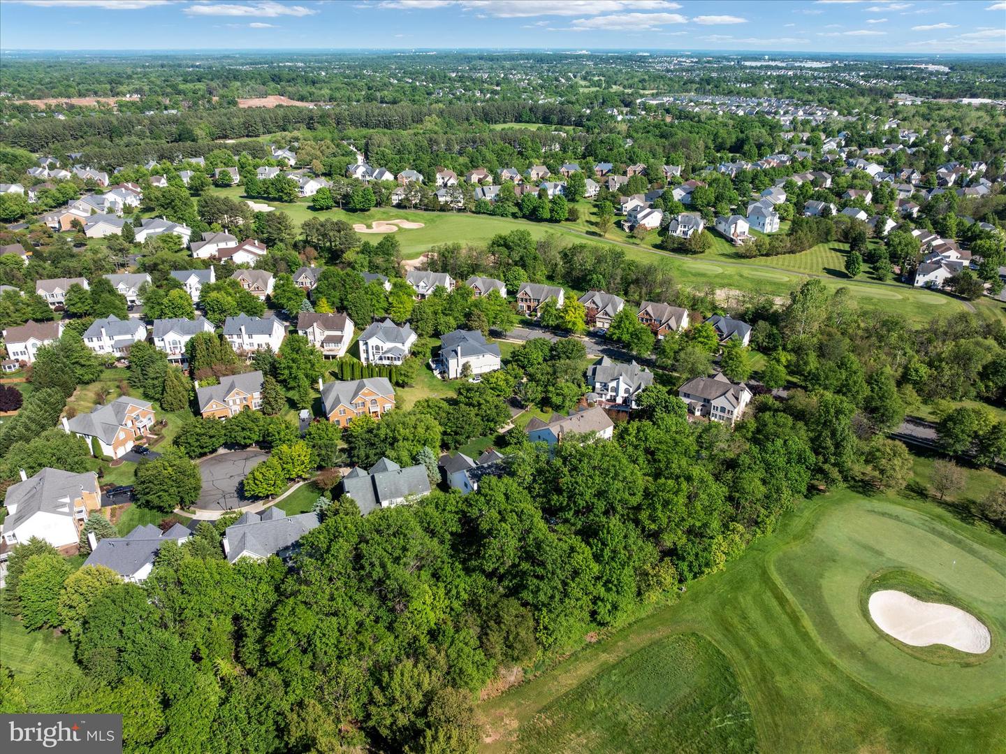 Haymarket, Virginia, 20169, United States, 5 Bedrooms Bedrooms, ,5 BathroomsBathrooms,Residential,Pending,2045778