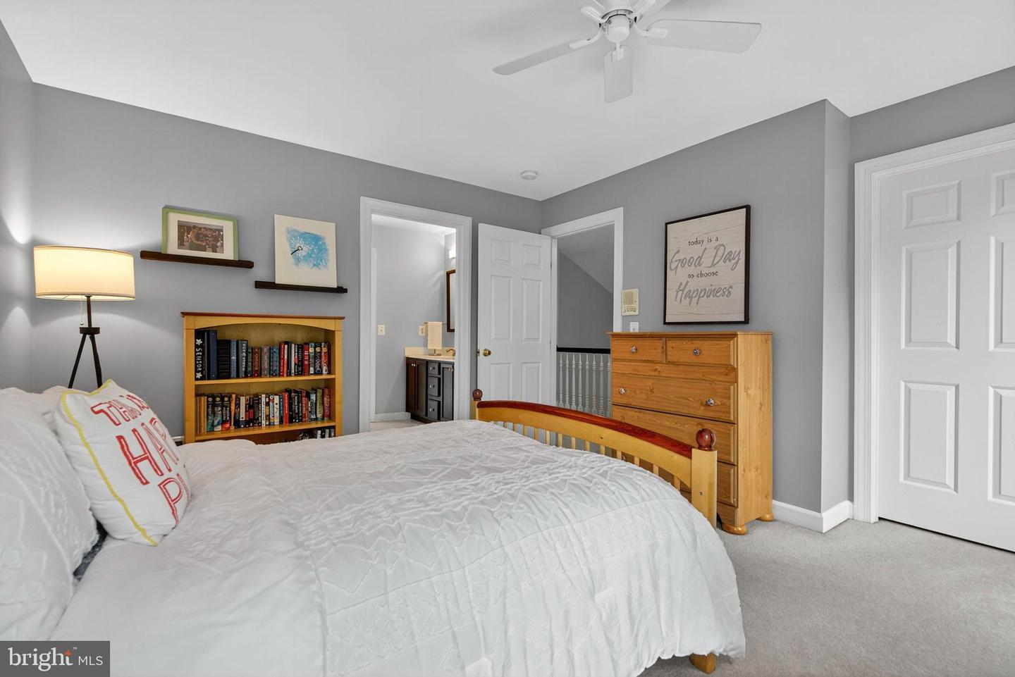 Aldie, Virginia, 20105, United States, 5 Bedrooms Bedrooms, ,5 BathroomsBathrooms,Residential,Active,2010541