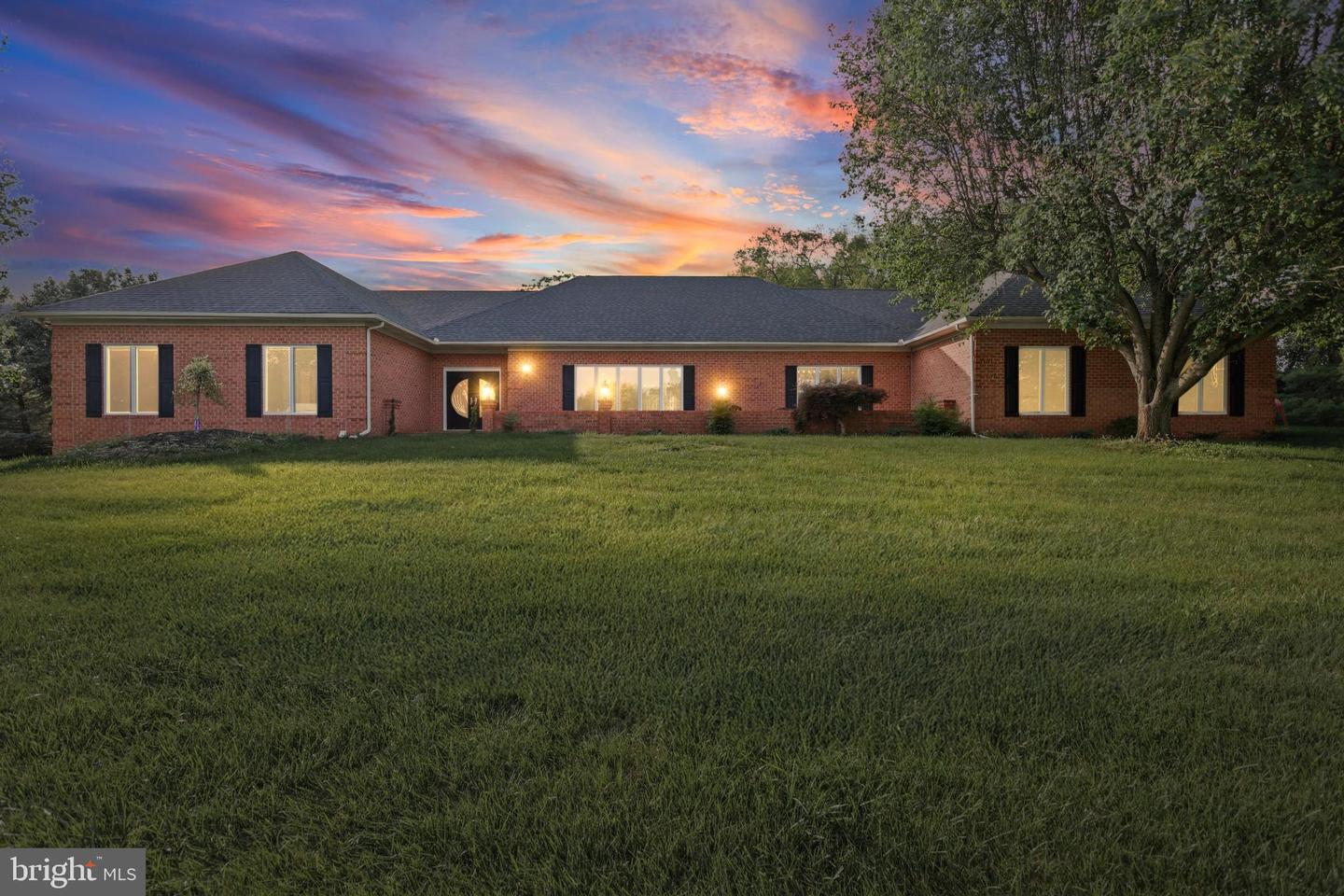 Cockeysville, Maryland, 21030, United States, 7 Bedrooms Bedrooms, ,6 BathroomsBathrooms,Residential,Active,1863326