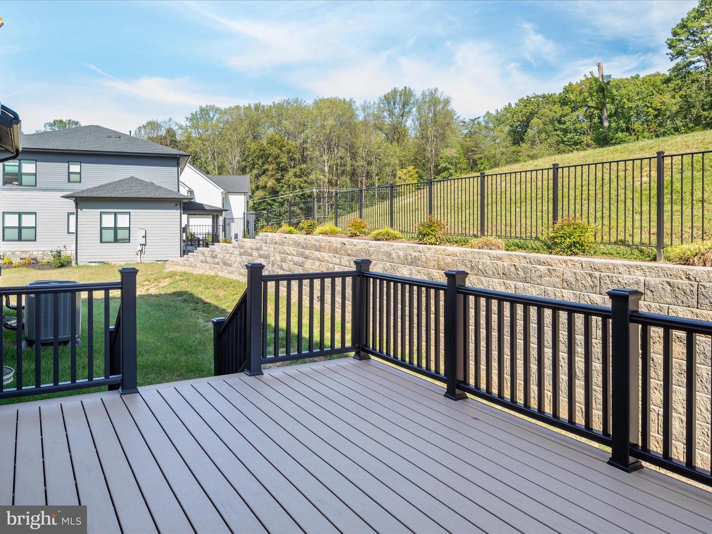 Oakton, Virginia, 22124, United States, 6 Bedrooms Bedrooms, ,6 BathroomsBathrooms,Residential,Active,1960120