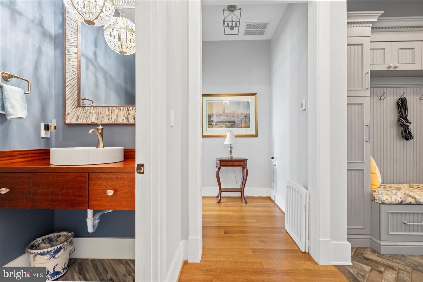 Middle River, Maryland, 21220, United States, 7 Bedrooms Bedrooms, ,7 BathroomsBathrooms,Residential,Active,1969646