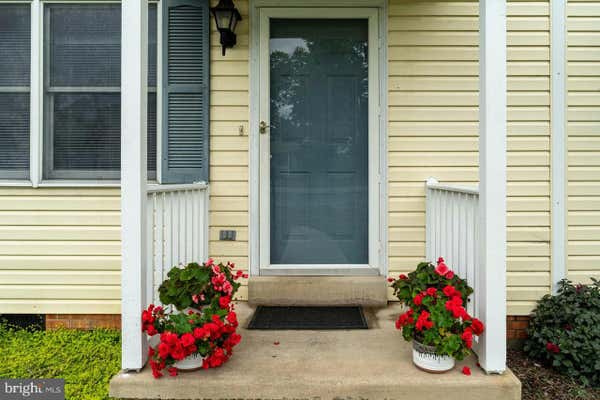 208 SEVENTH AVE, LURAY, VA 22835, photo 2 of 32