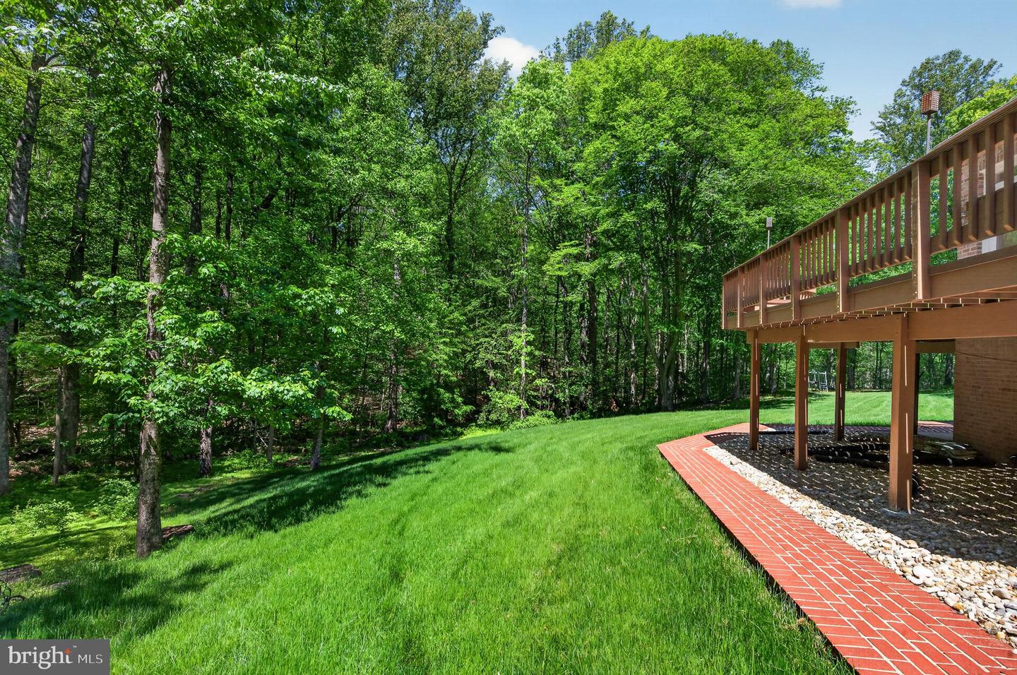 Clifton, Virginia, 20124, United States, 5 Bedrooms Bedrooms, ,6 BathroomsBathrooms,Residential,Active,2025639