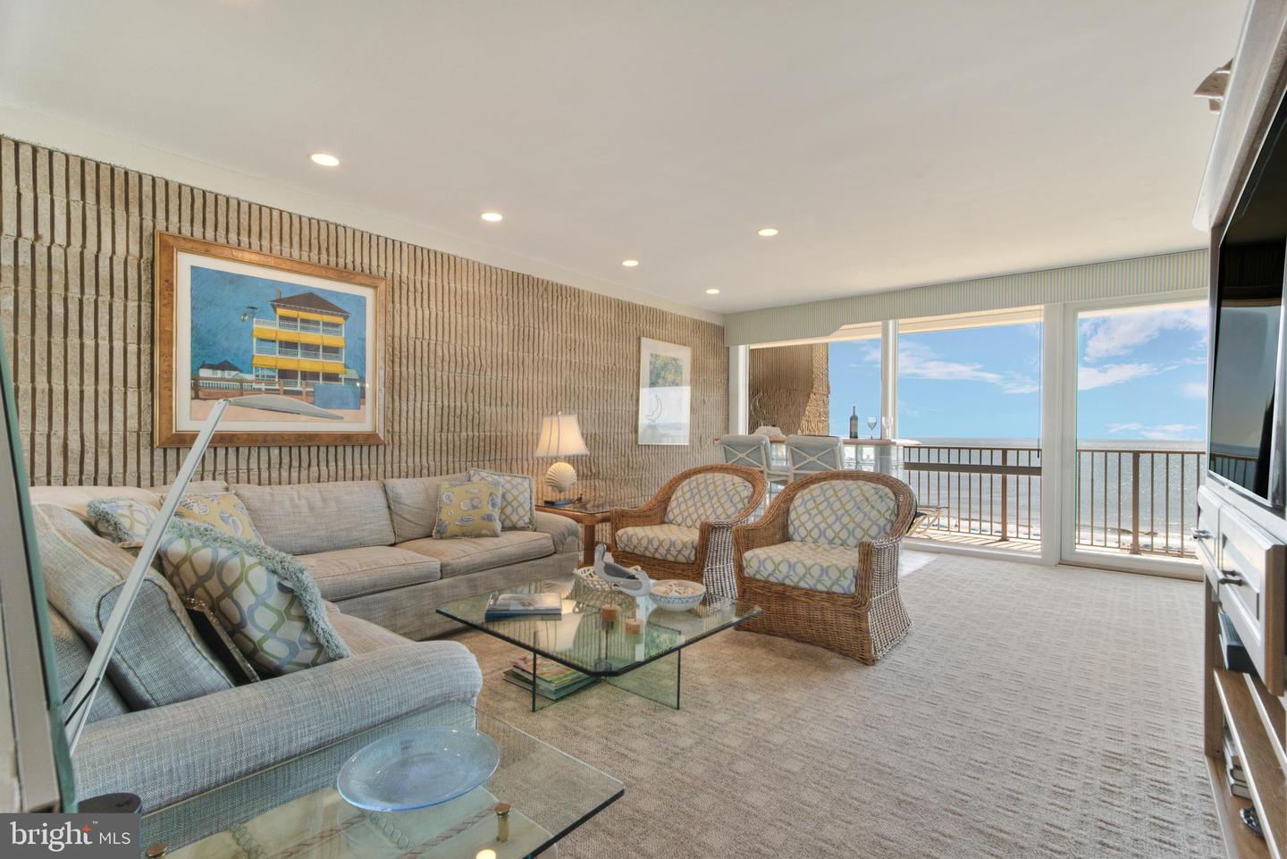 Rehoboth Beach, Delaware, 19971, United States, 2 Bedrooms Bedrooms, ,2 BathroomsBathrooms,Residential,Active,1889033