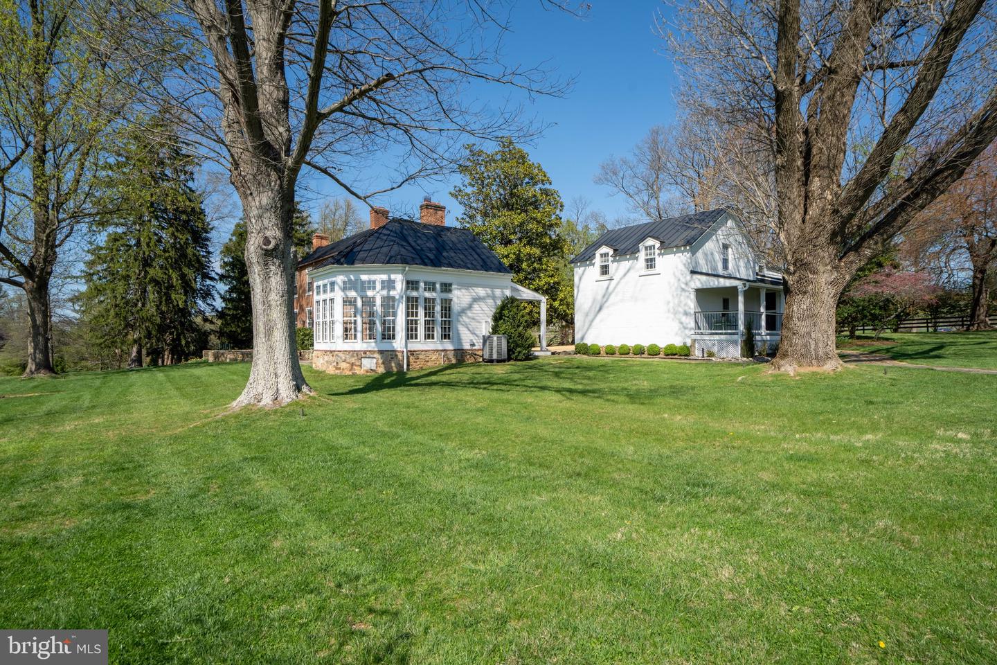 Waterford, Virginia, 20197, United States, 4 Bedrooms Bedrooms, ,5 BathroomsBathrooms,Residential,Active,1771409