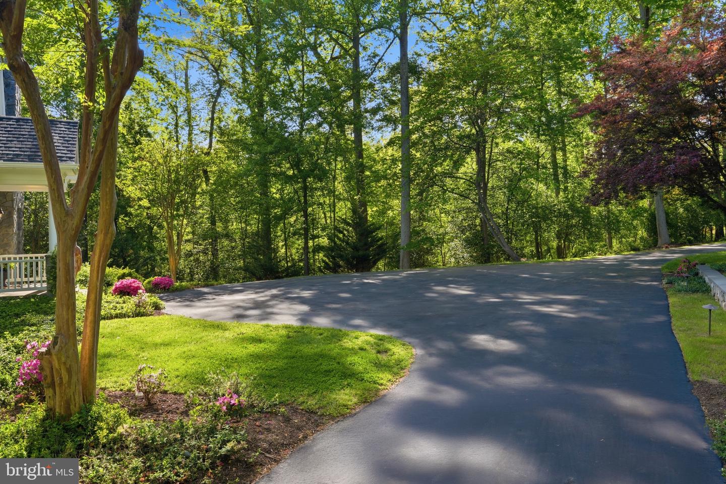 Great Falls, Virginia, 22066, United States, 5 Bedrooms Bedrooms, ,7 BathroomsBathrooms,Residential,Active,2044999