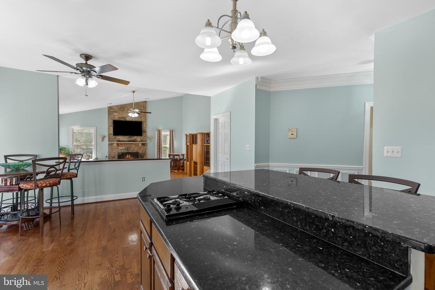 Gaithersburg, Maryland, 20879, United States, 5 Bedrooms Bedrooms, ,5 BathroomsBathrooms,Residential,Active,1999190