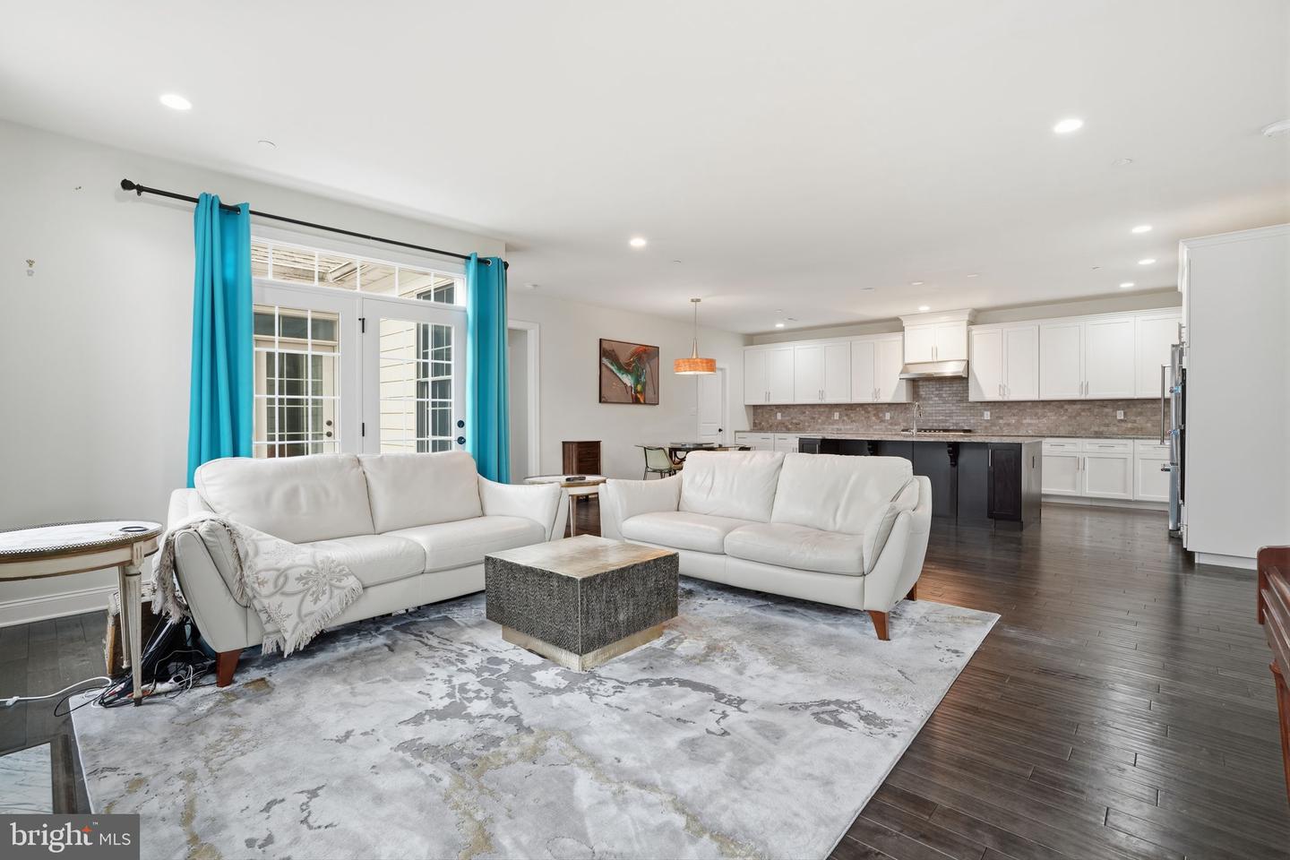 Newtown Square, Pennsylvania, 19073, United States, 3 Bedrooms Bedrooms, ,4 BathroomsBathrooms,Residential,Active,2010920