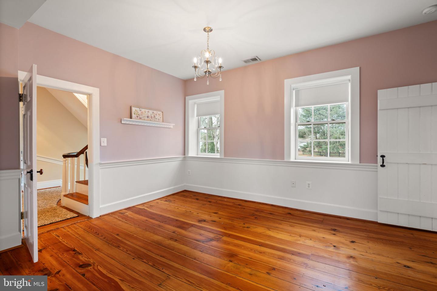 Leesburg, Virginia, 20175, United States, 4 Bedrooms Bedrooms, ,5 BathroomsBathrooms,Residential,Active,2011862