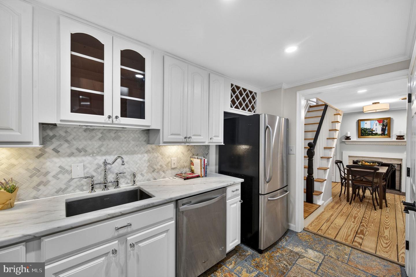 Alexandria, Virginia, 22314, United States, 3 Bedrooms Bedrooms, ,3 BathroomsBathrooms,Residential,Active,2044570