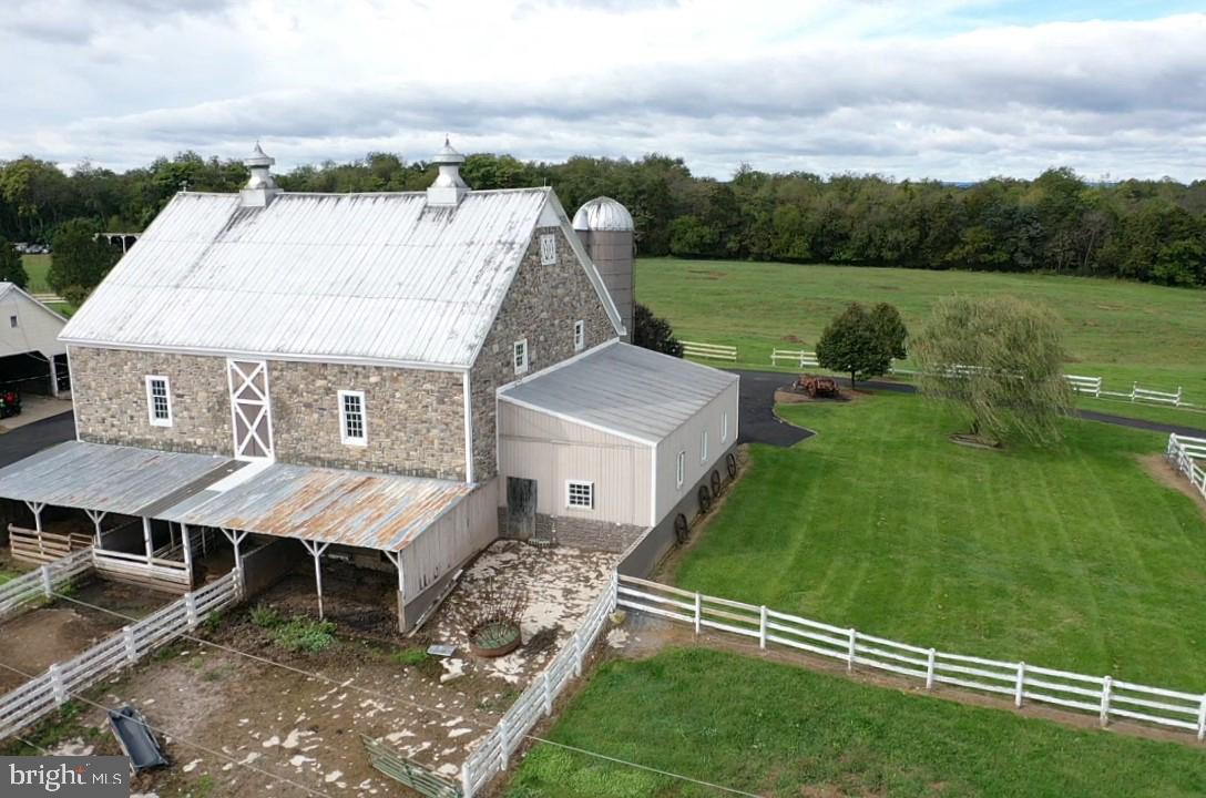 Martinsburg, West Virginia, 25404, United States, 5 Bedrooms Bedrooms, ,3 BathroomsBathrooms,Residential,Active,1936417