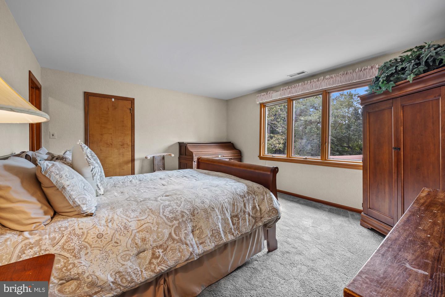 Hammonton, New Jersey, 08037, United States, 5 Bedrooms Bedrooms, ,6 BathroomsBathrooms,Residential,Active,1954441